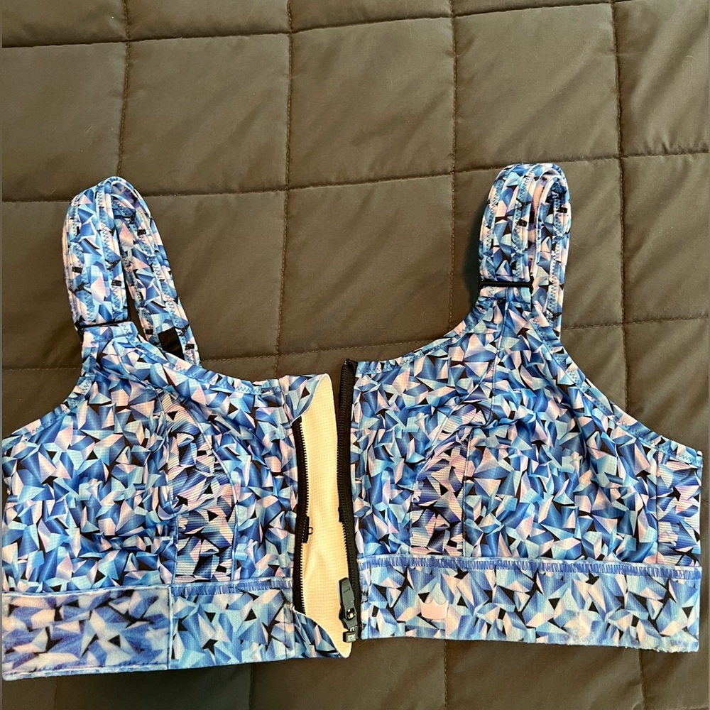 Like New Shefit Sports Bra